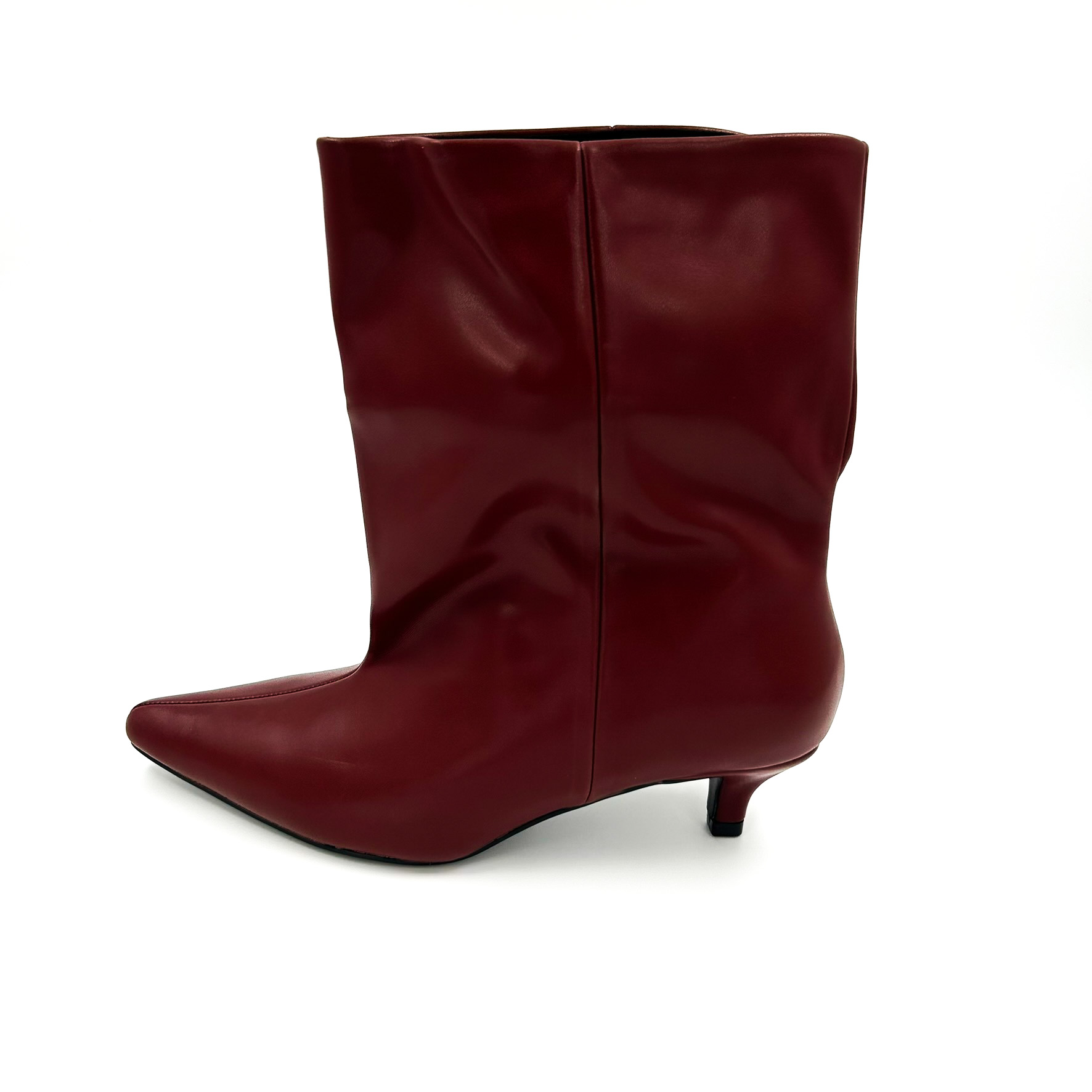 Μποτάκι μπορντό Kitten heel