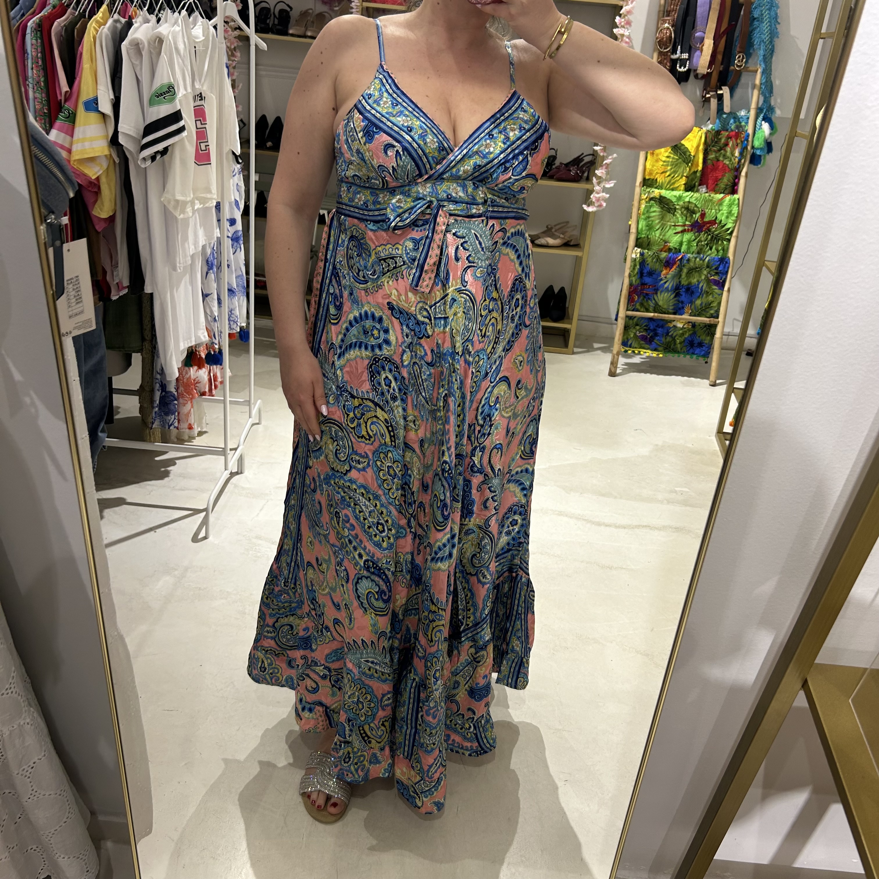 Φόρεμα boho με κορδέλες