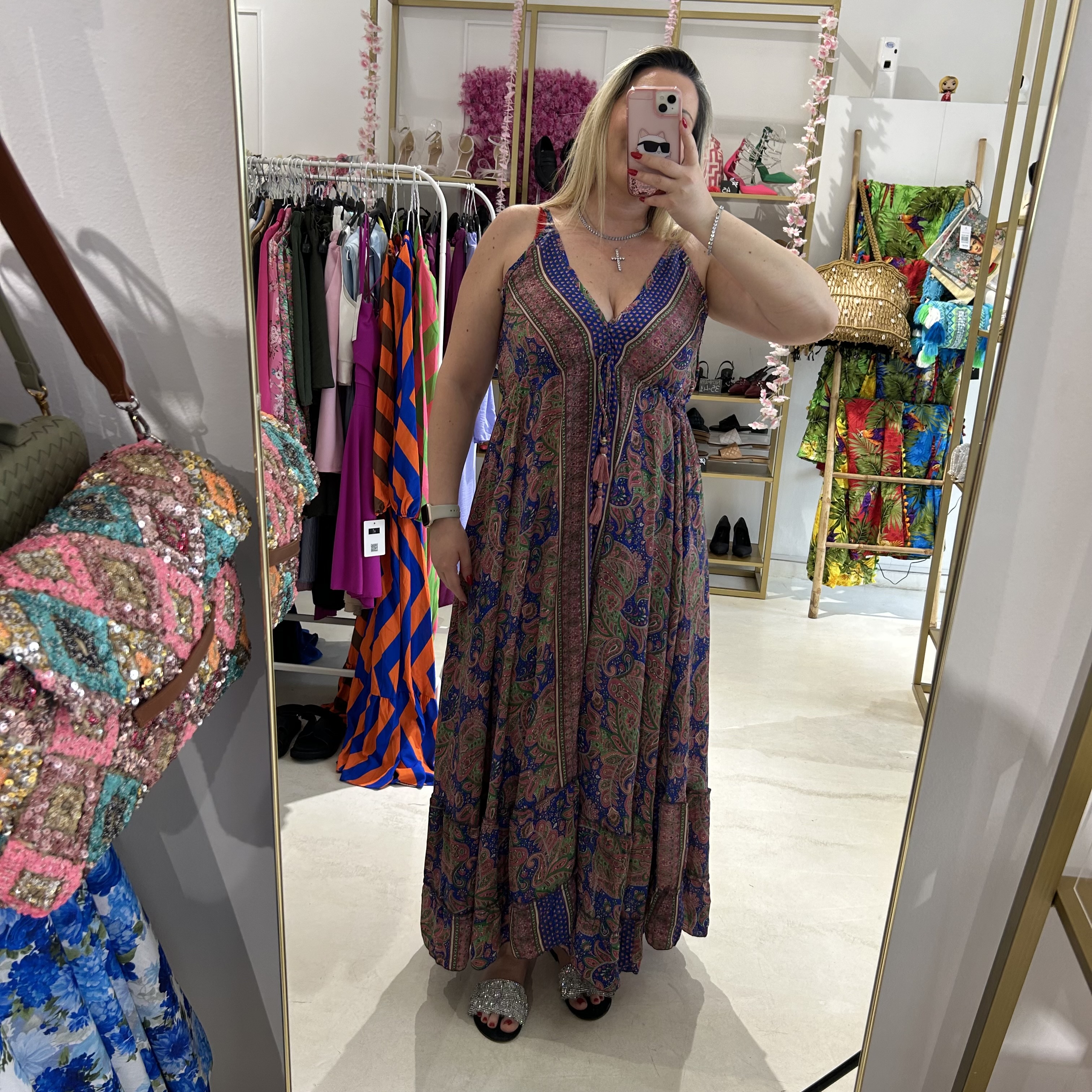 Φόρεμα boho με βολάν
