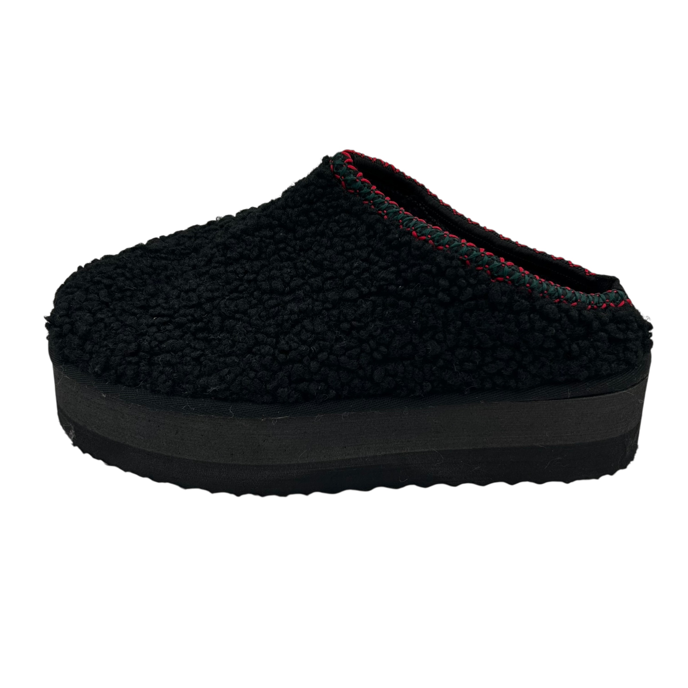 Παπούτσι - παντόφλα teddy bear με εσωτερική επένδυση σε μαύρο χρώμα