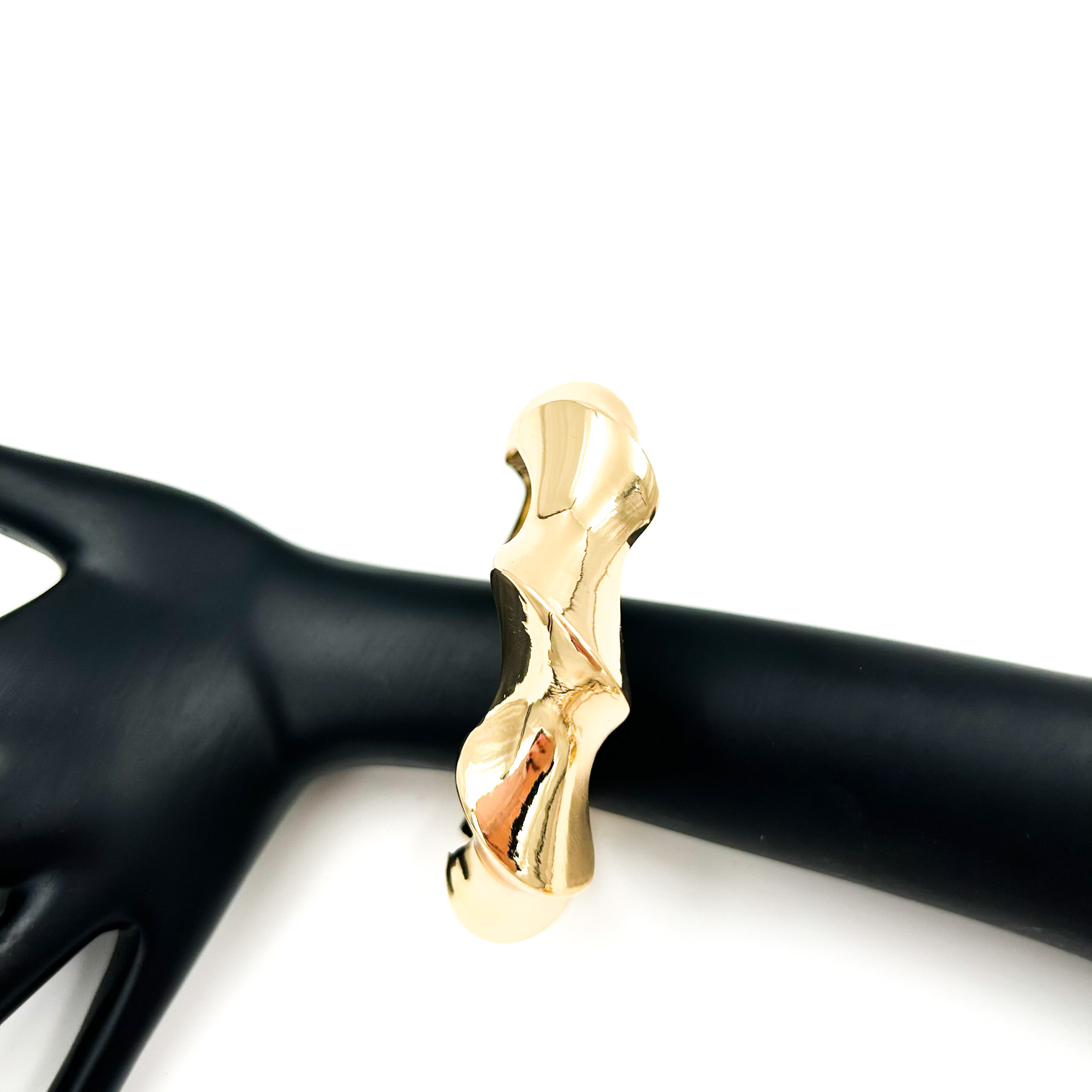 Waves bracellet gold