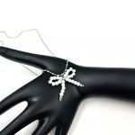 Κολιέ ατσάλινο φιογκάκι με πέρλες ασημί