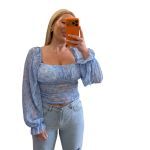 Μπλούζα crop top Μακρυμάνικη με cups φλοραλ γαλάζιο