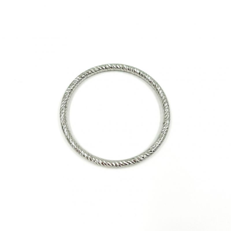 Φωτογραφία από Βραχιόλι ατσάλινο ασημί 