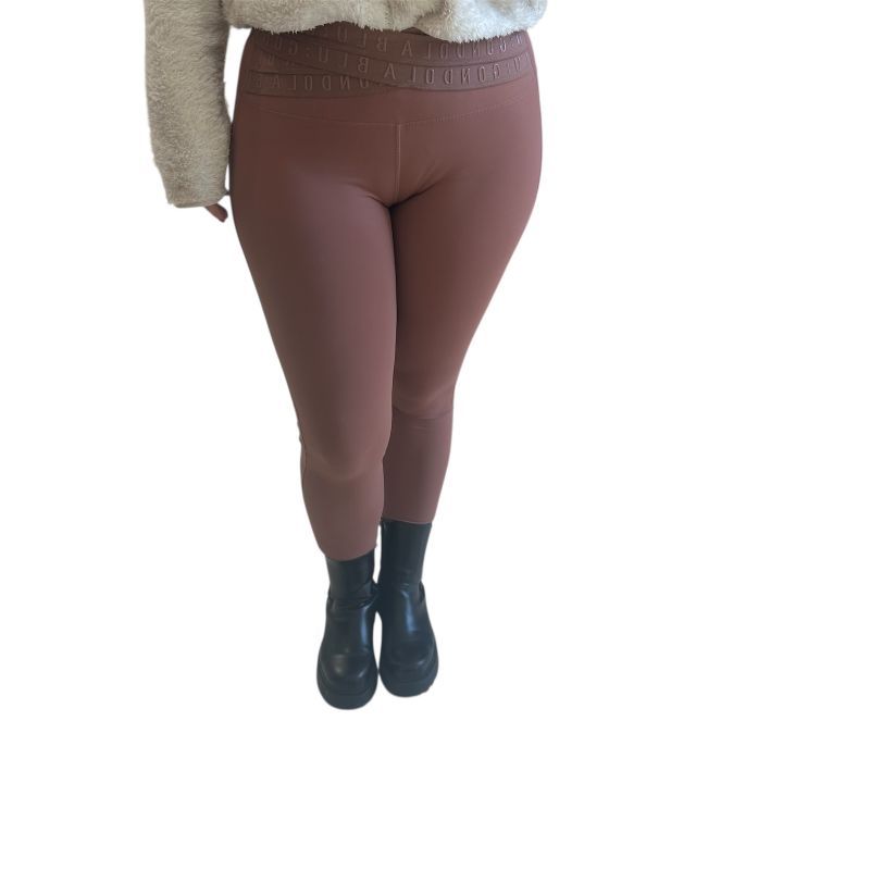 Φωτογραφία από Κολάν συσφικτικό μπεζ