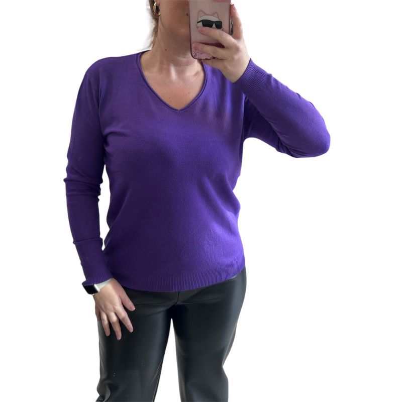 Φωτογραφία από Μπλούζα μώβ