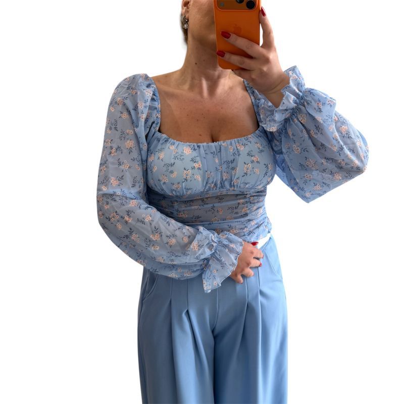 Φωτογραφία από Μπλούζα crop top Μακρυμάνικη με cups φλοραλ γαλάζιο