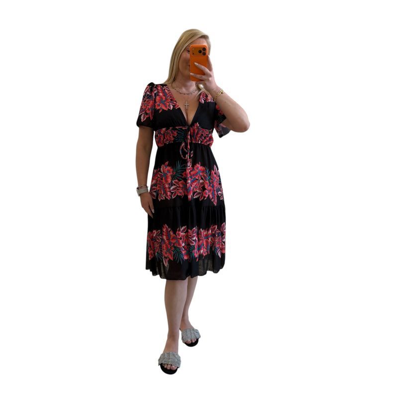 Φωτογραφία από Midi φόρεμα με λουλούδια μαύρο