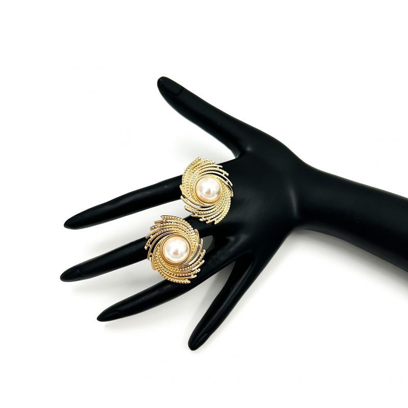 Φωτογραφία από Gold perls